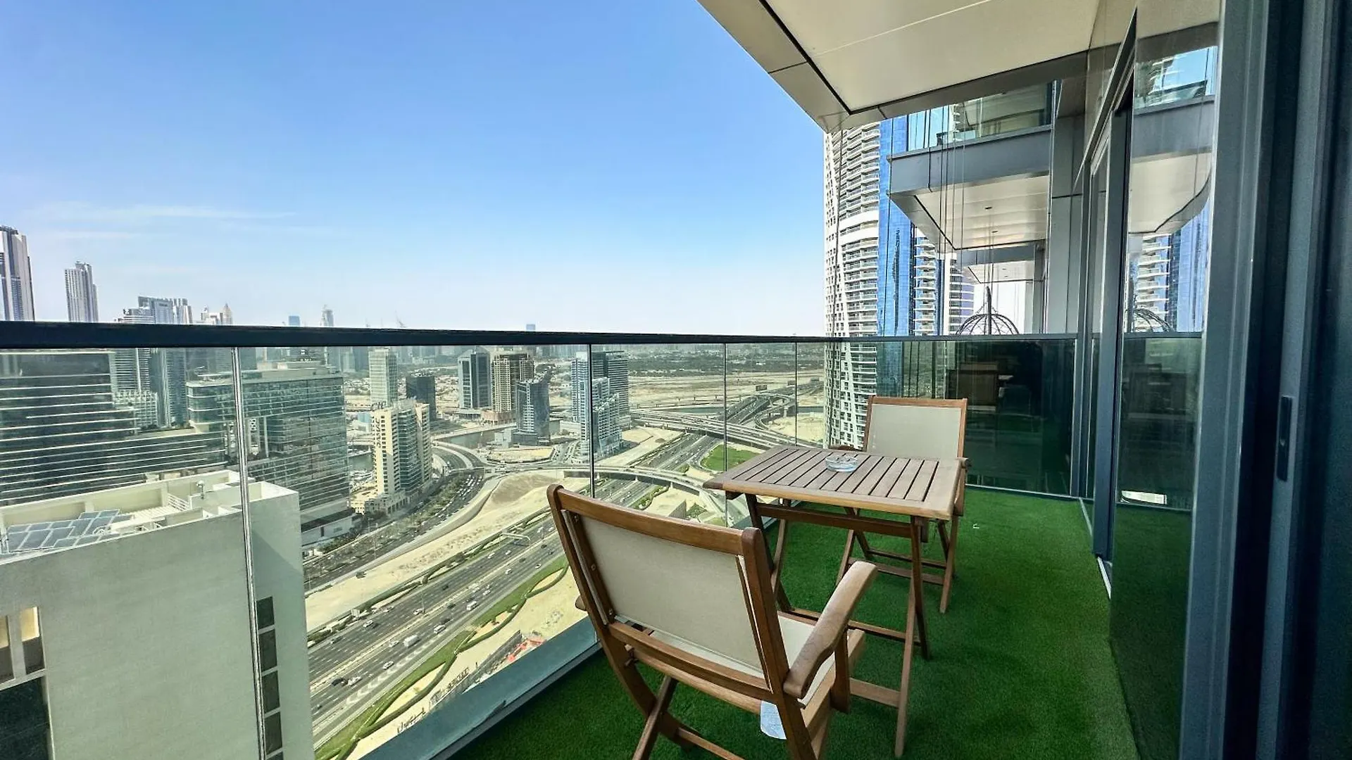 Apartment Vserve High Floor Bliss In Dubai'S Iconic Skyline